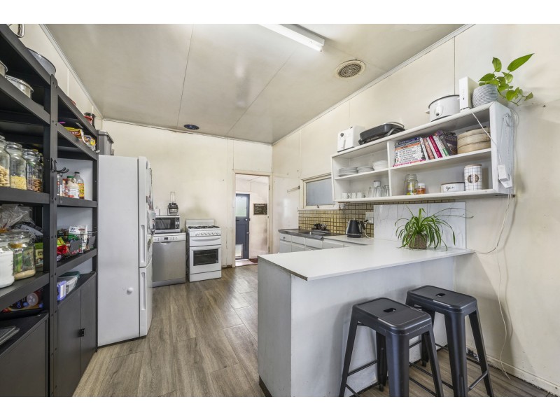 9 Brim Street, Newtown QLD 4350