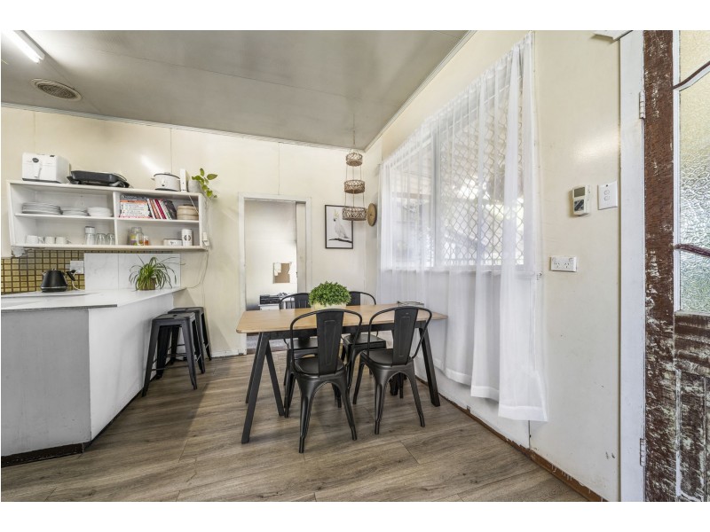 9 Brim Street, Newtown QLD 4350