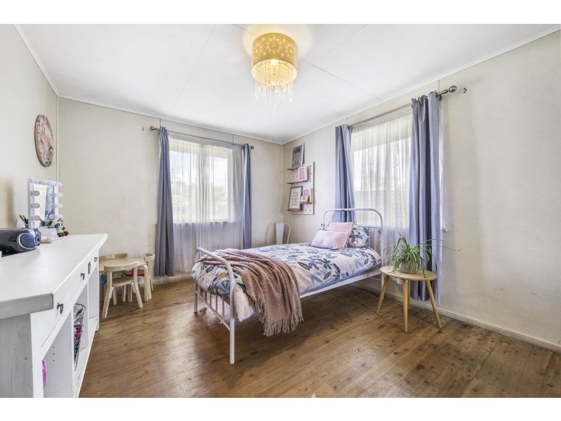 9 Brim Street, Newtown QLD 4350