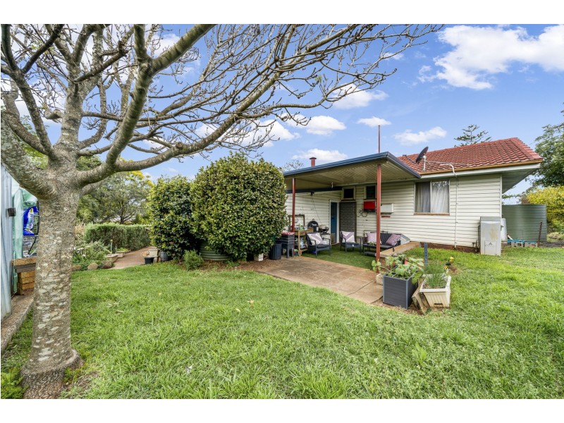 9 Brim Street, Newtown QLD 4350