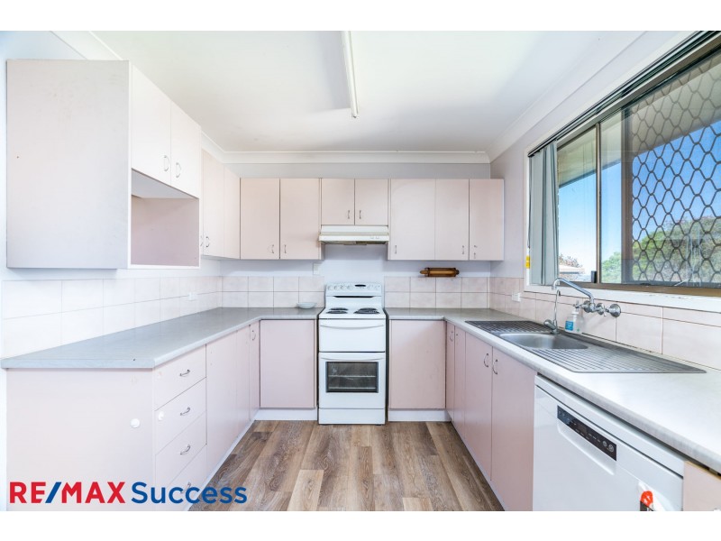 579 Greenwattle  St, Glenvale QLD 4350