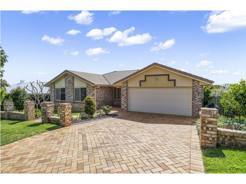 39 Dalzell Crescent, Darling Heights QLD 4350