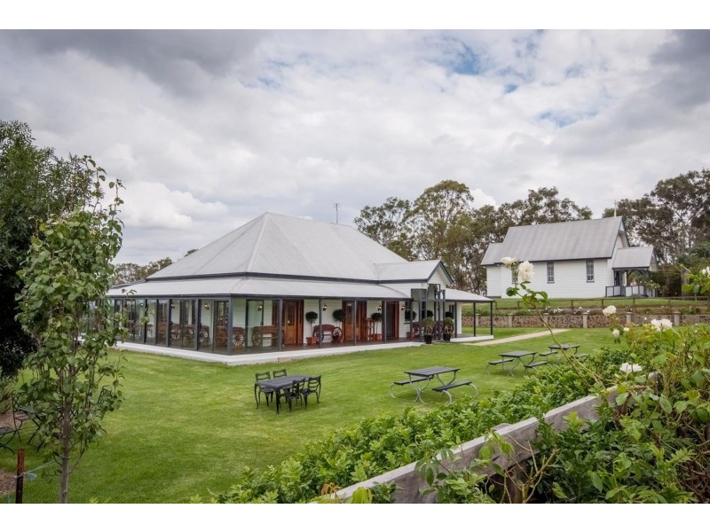 330 Preston Boundary Road, Preston QLD 4352
