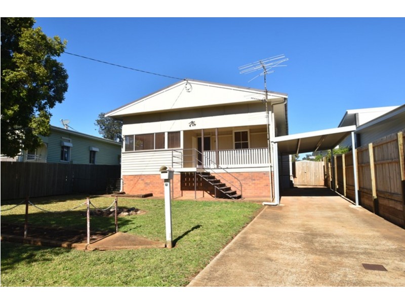 26 Swallow Court, Newtown QLD 4350