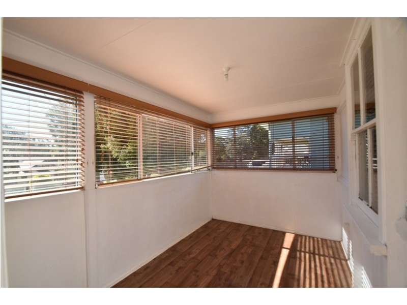 26 Swallow Court, Newtown QLD 4350