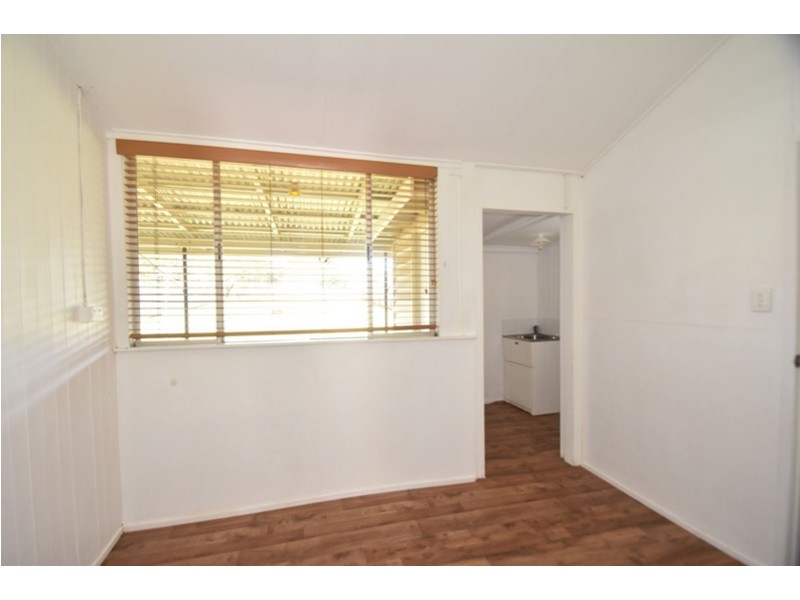 26 Swallow Court, Newtown QLD 4350