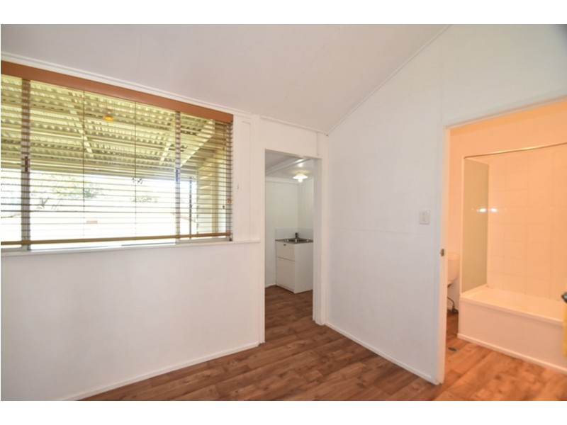 26 Swallow Court, Newtown QLD 4350