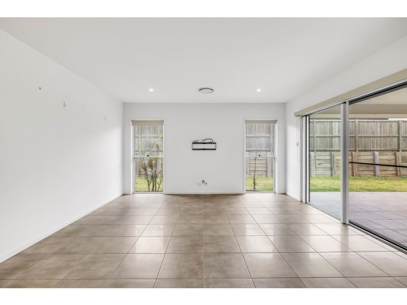 43 Sportsman Drive, Kleinton QLD 4352