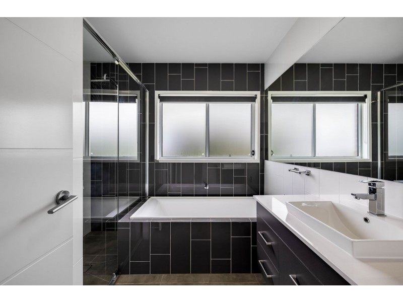 43 Sportsman Drive, Kleinton QLD 4352