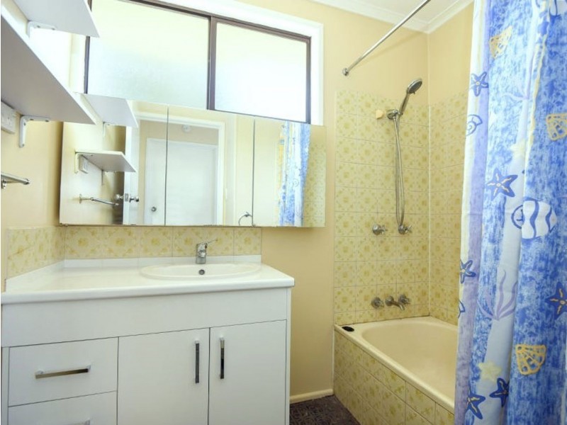 102 Main Street, Westbrook QLD 4350