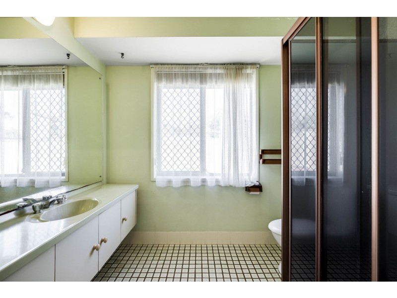 123 Rowbotham Street, Rangeville QLD 4350