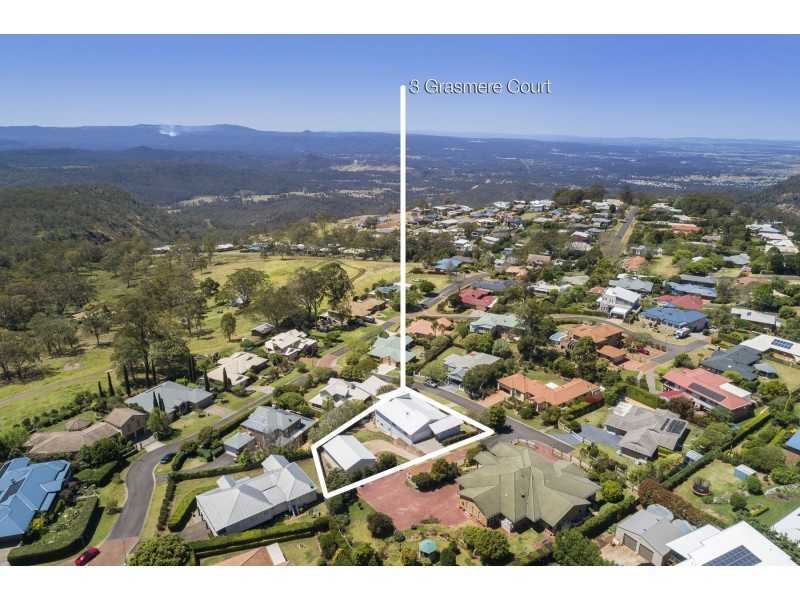 3 Grasmere Court, Mount Lofty QLD 4350