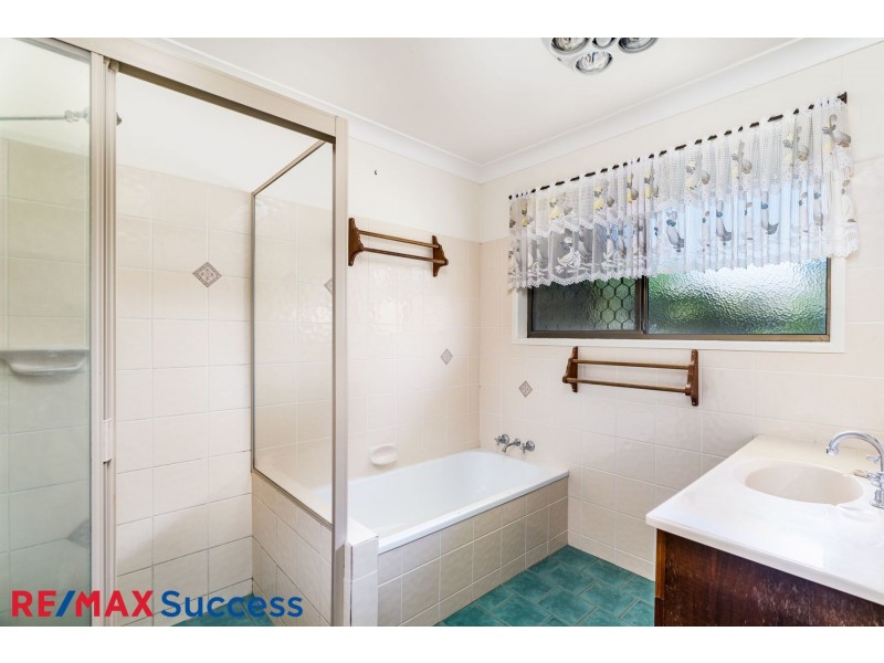 25 Regent Street, Darling Heights QLD 4350