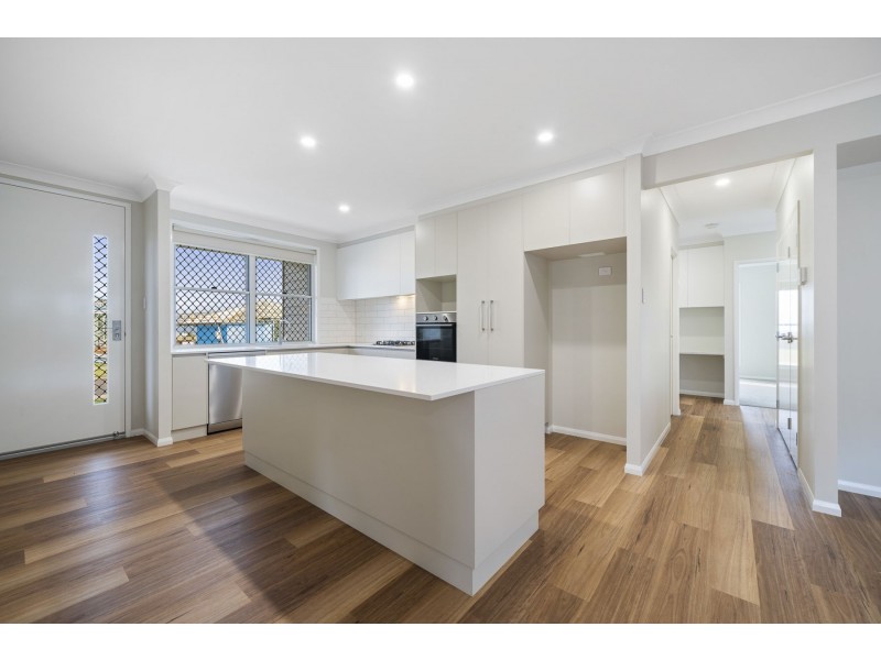 2/3 McGrory Street, Kearneys Spring QLD 4350