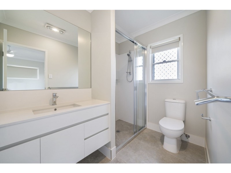 2/3 McGrory Street, Kearneys Spring QLD 4350