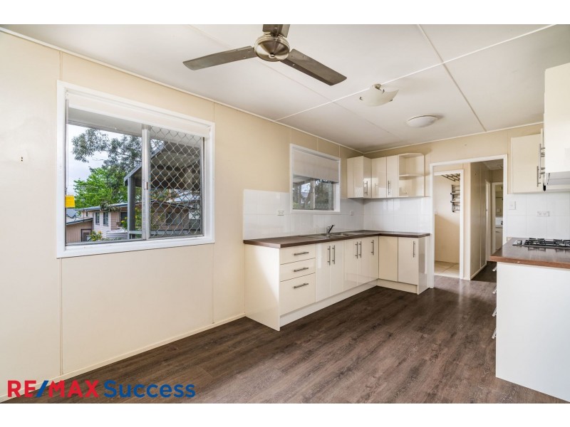 2 Gladstone Street, Newtown QLD 4350