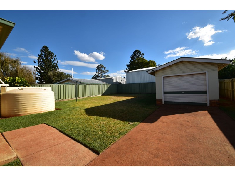 23 Vanity Street, Rockville QLD 4350
