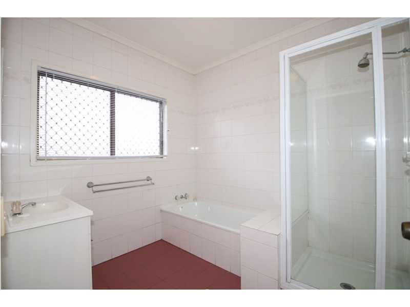 1/348 Bridge Street, Wilsonton QLD 4350