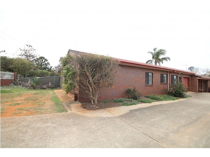1/348 Bridge Street, Wilsonton QLD 4350