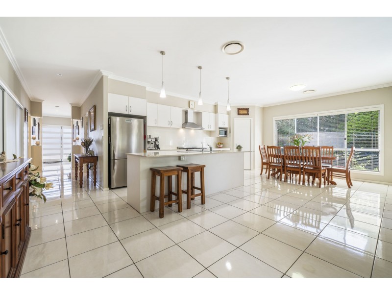 14 Rosella Street, Rangeville QLD 4350