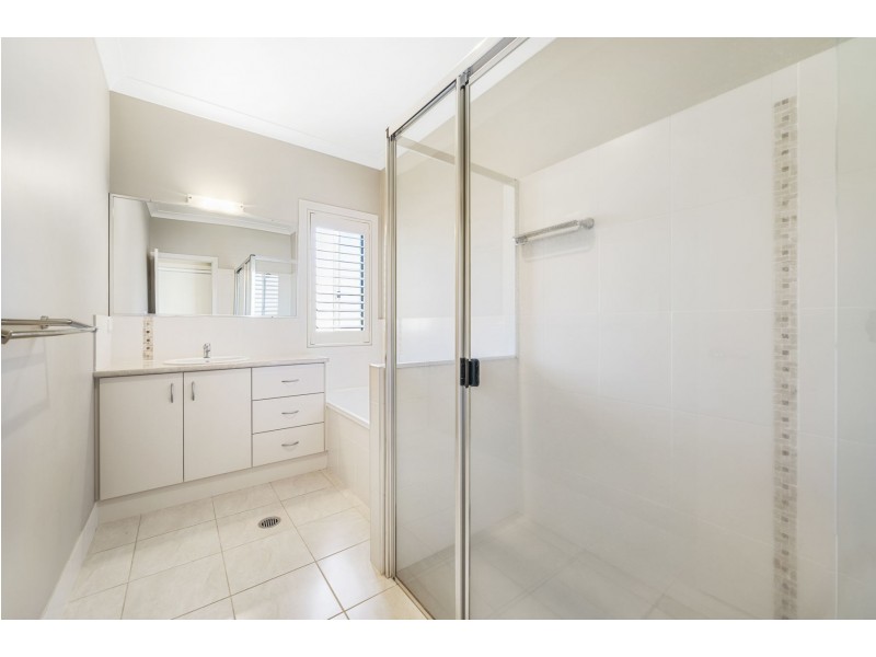 14 Rosella Street, Rangeville QLD 4350