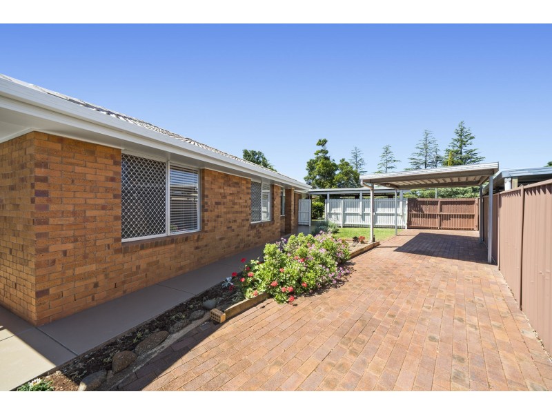 7 Gibson Street, Wilsonton QLD 4350