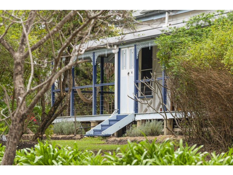 127 Koreelah Street, Upper Lockyer QLD 4352