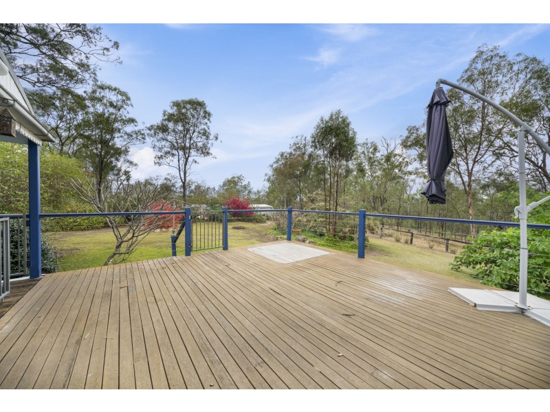 127 Koreelah Street, Upper Lockyer QLD 4352