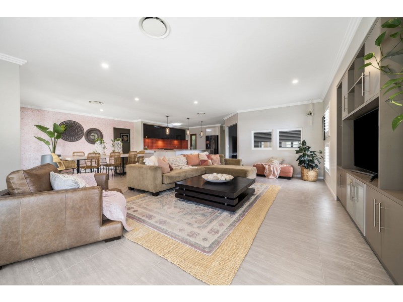 7 Bronzewing Drive, Highfields QLD 4352