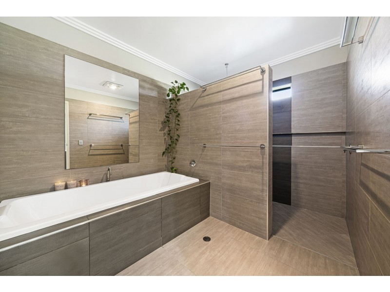 7 Bronzewing Drive, Highfields QLD 4352