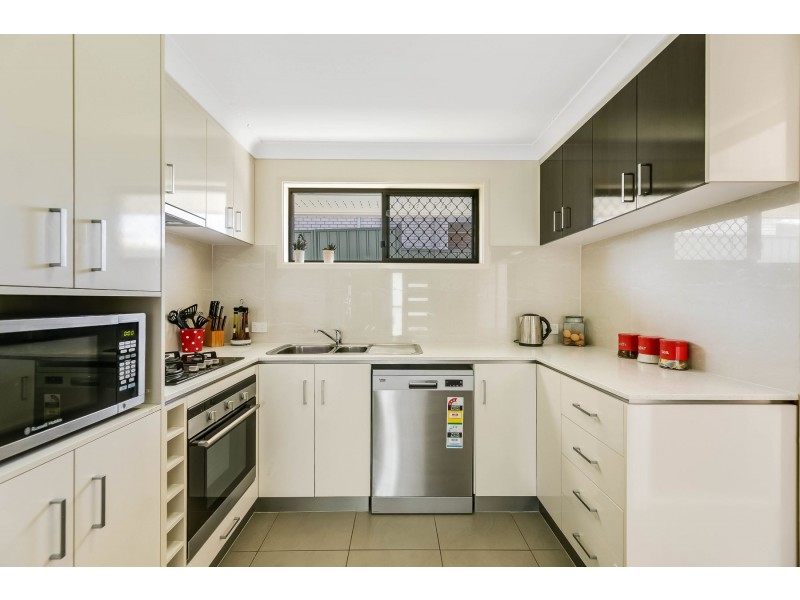 2/39 Gipps Street, Drayton QLD 4350