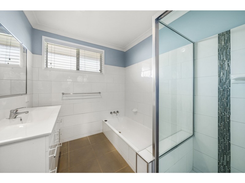 7 Richmond Drive, Wilsonton QLD 4350