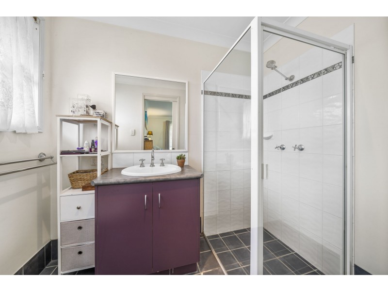 12 Rogers Drive, Highfields QLD 4352