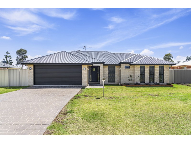 37 Ashford Drive, Wyreema QLD 4352