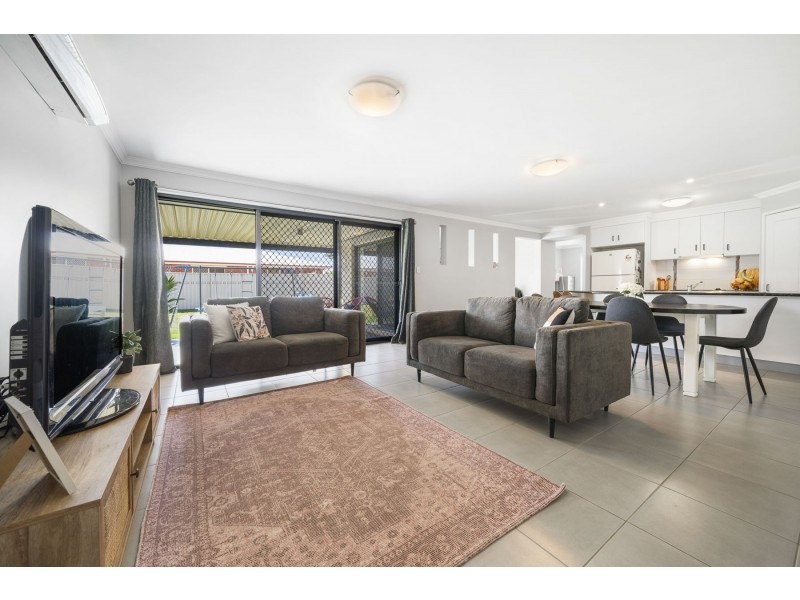 37 Ashford Drive, Wyreema QLD 4352