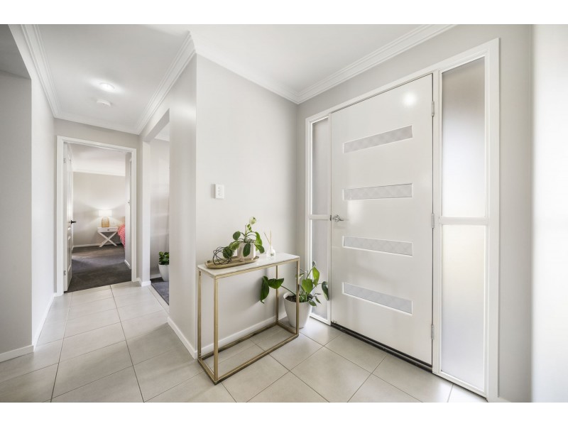 37 Ashford Drive, Wyreema QLD 4352