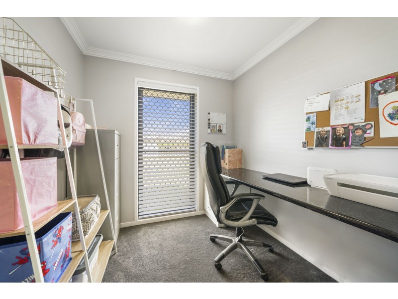 37 Ashford Drive, Wyreema QLD 4352