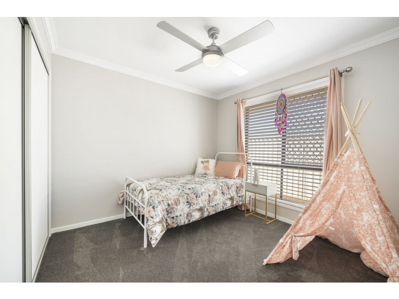 37 Ashford Drive, Wyreema QLD 4352