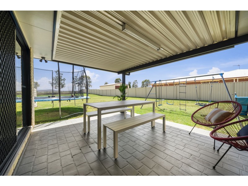 37 Ashford Drive, Wyreema QLD 4352