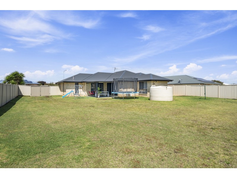 37 Ashford Drive, Wyreema QLD 4352