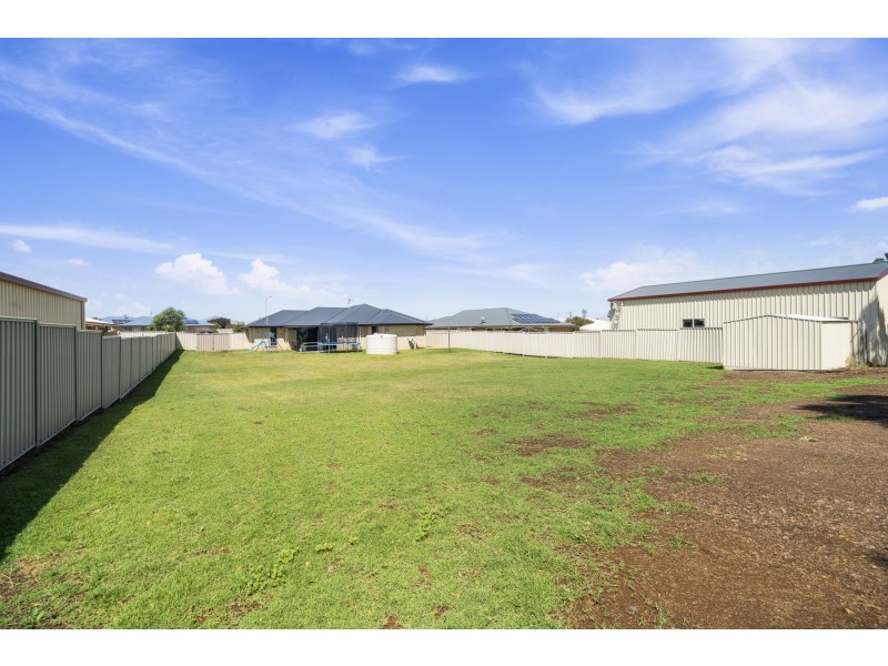 37 Ashford Drive, Wyreema QLD 4352