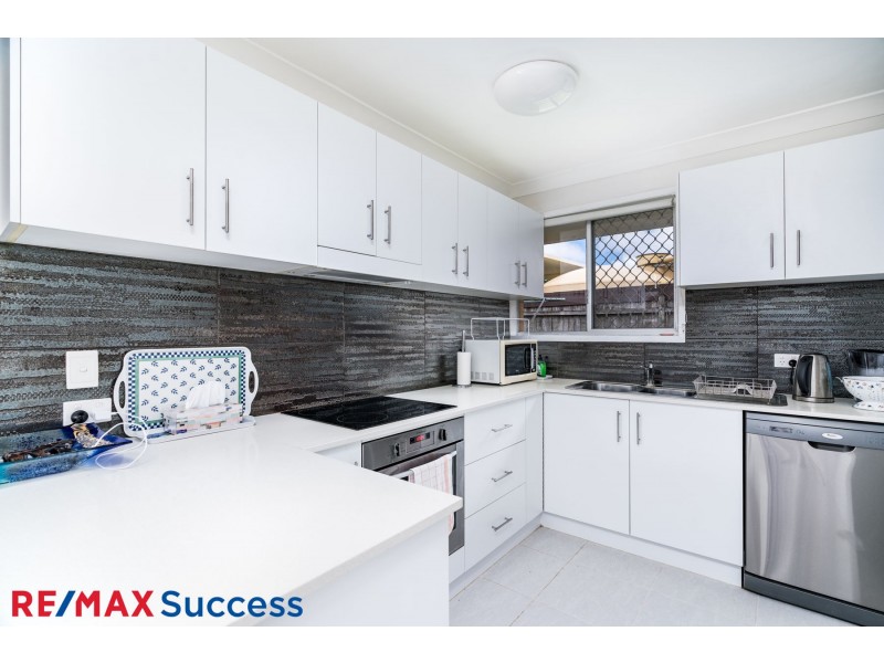 2/26 Knockator Crescent, Centenary Heights QLD 4350