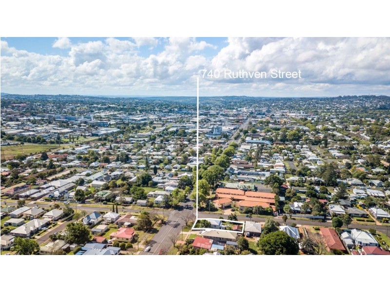 740 Ruthven Street, South Toowoomba QLD 4350