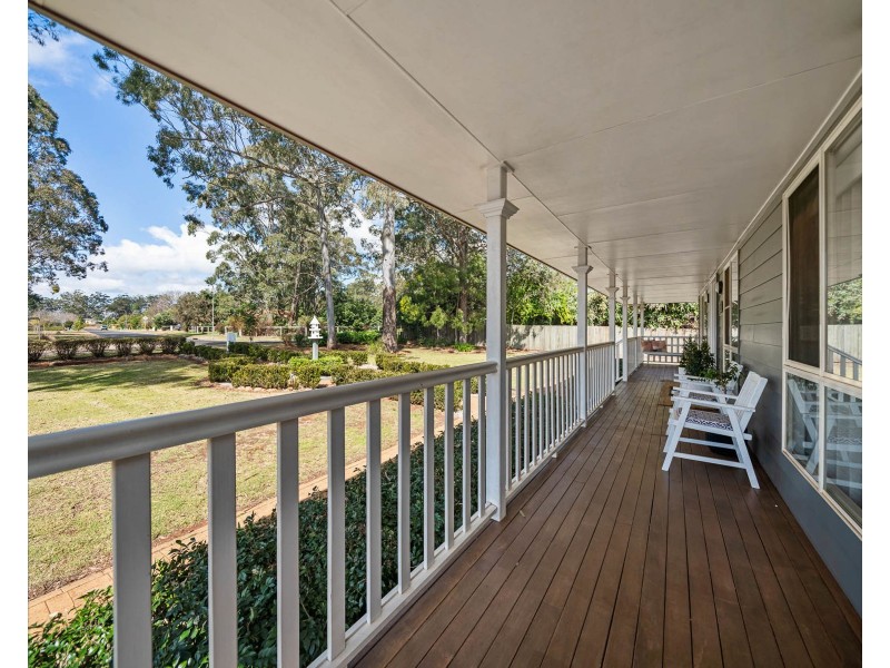 26 Diosma Drive, Highfields QLD 4352