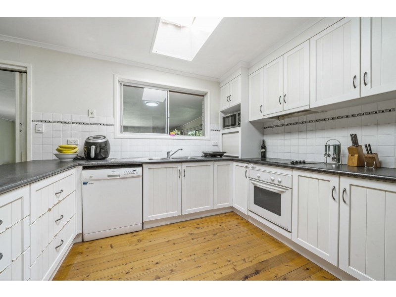 4 Clewley Crescent, Rangeville QLD 4350