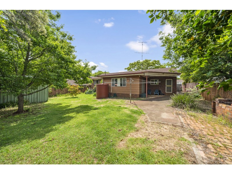 4 Clewley Crescent, Rangeville QLD 4350