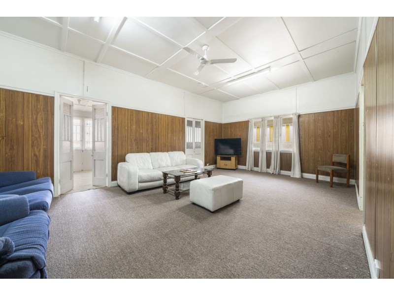 75-77 Cochrane Street, Gatton QLD 4343