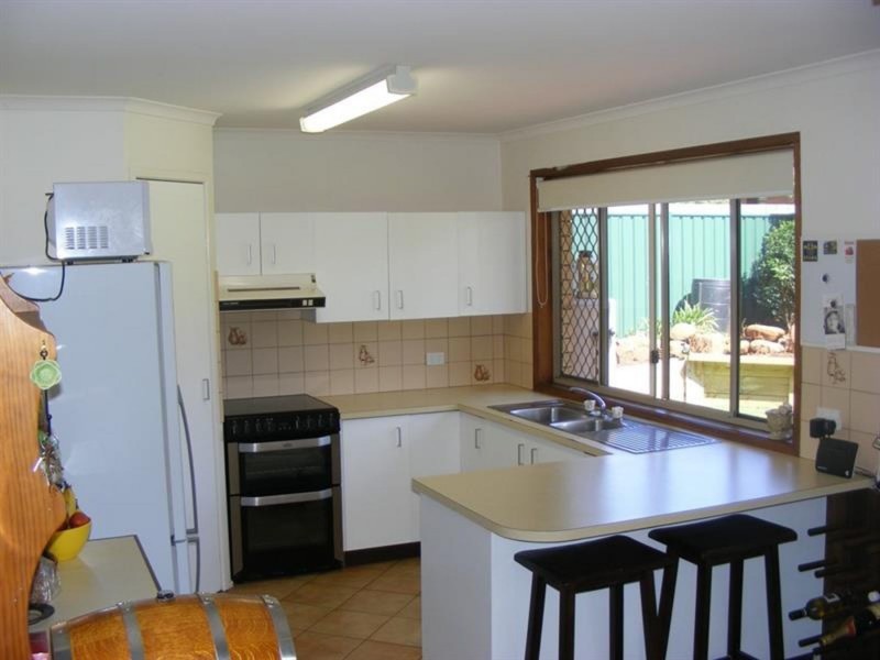 39 Riethmuller Street, Kearneys Spring QLD 4350