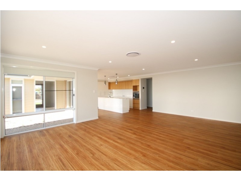 14 Trevatt Street, Westbrook QLD 4350