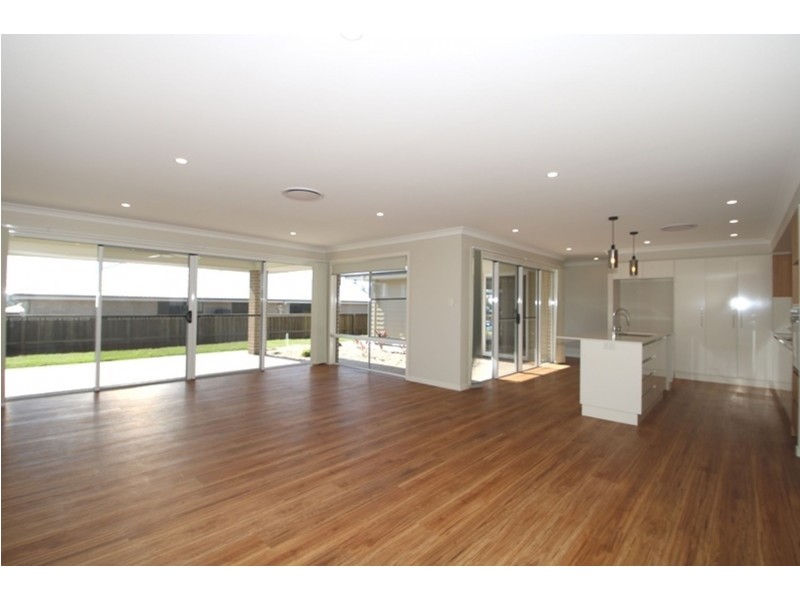 14 Trevatt Street, Westbrook QLD 4350